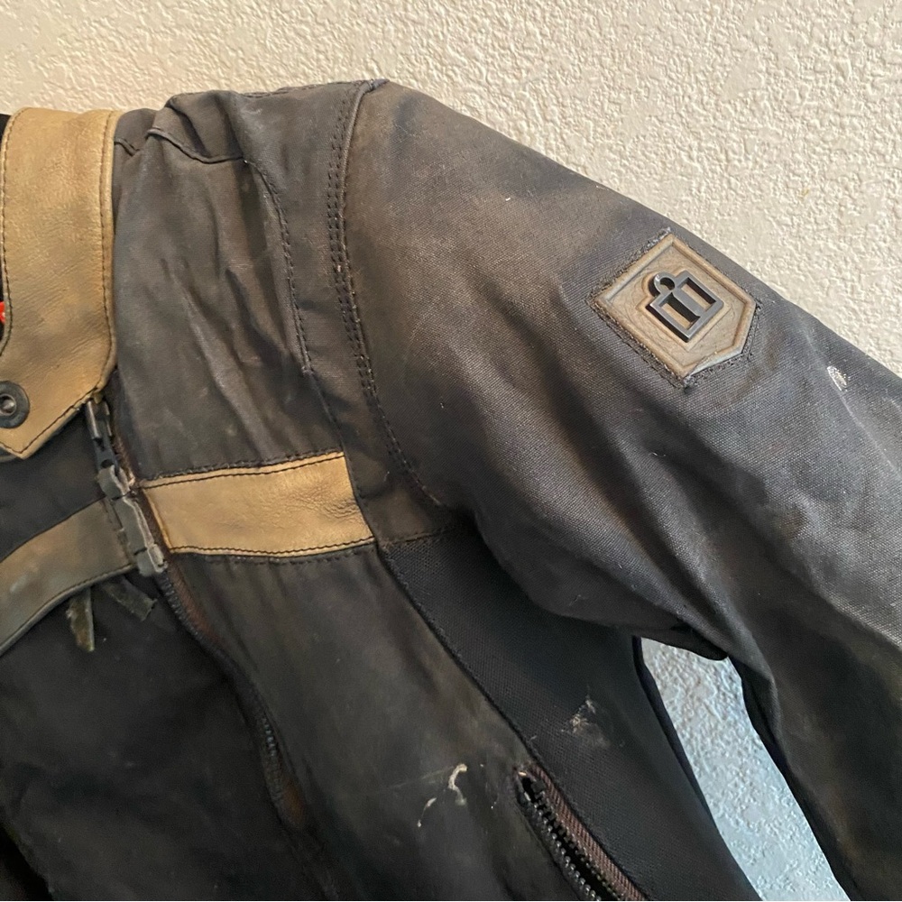 ICON Black and tan Motorcycle Jacket women’s small - Picture 13 of 16